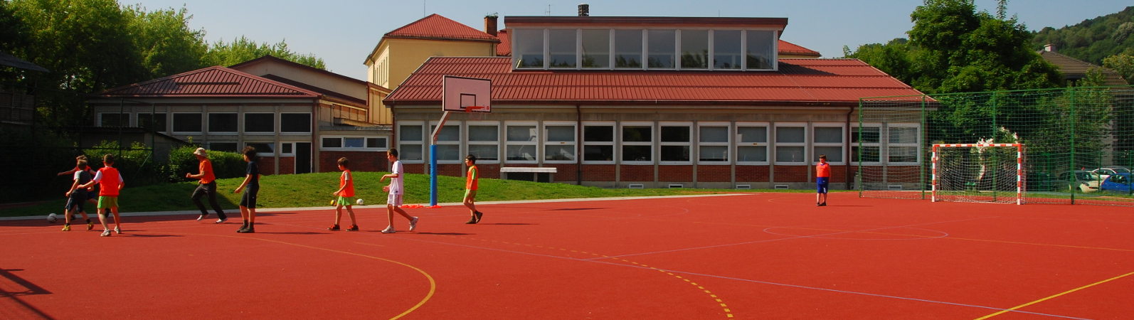 Fotografija s spletne strani Osnovna Šola Spodnja Šiška